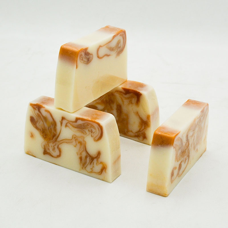 milk-and-honey-refreshing-skin-soap-2-kalabell