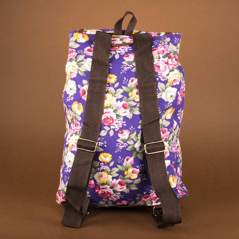 small-flower-design-backpack-2-kalabell