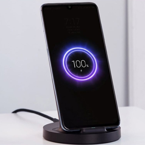 بررسی استند شارژر وایرلس شیائومی مدل Mi 20W Wireless Charging Stand WPC02ZM