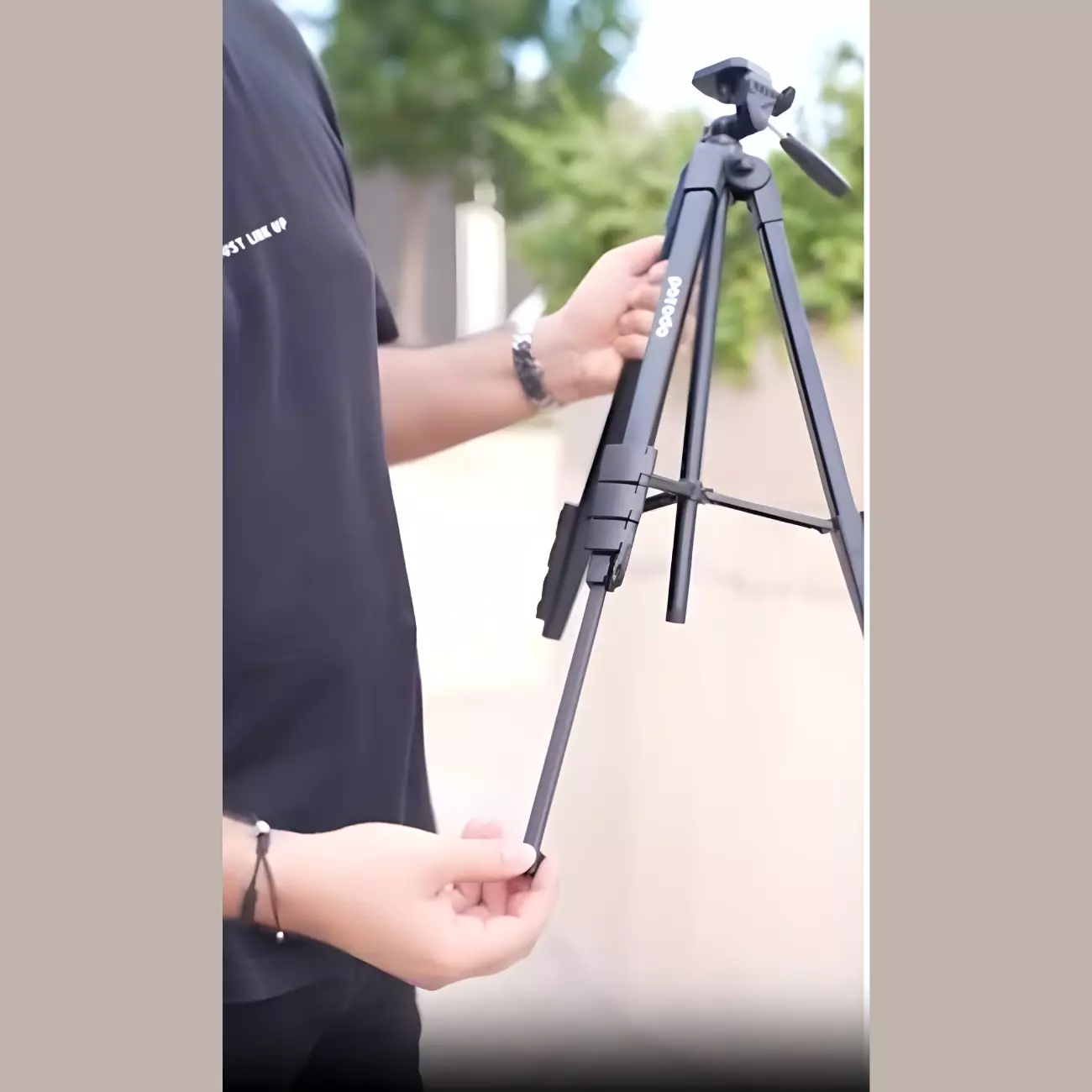 بررسی سه پایه دوربین و موبایل پرودو Porodo Professional Gimbal Tripod PD-TRPAL